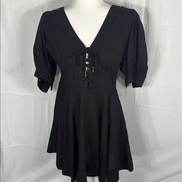House of Harlow 1960 Dresses | House of Harlow 1960 Elegant Black Dress | Color: Black | Size: 8 | Bwavehs's Closet House of Harlow 1960 Dresses | House of Harlow 1960 Elegant Black Dress | Color: Black | Size: 8 | Bwavehs's Closet